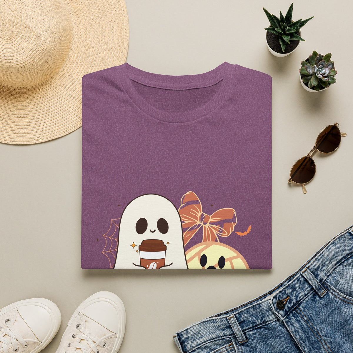 Aqui Espantan - Ghost Graphic T-shirt