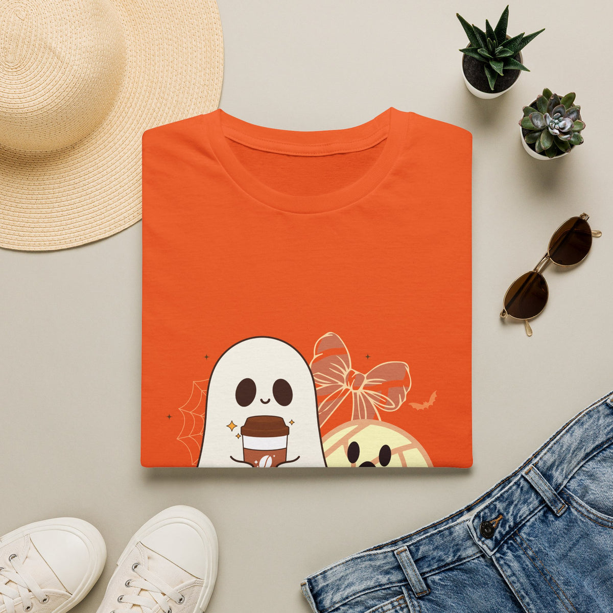 Aqui Espantan - Ghost Graphic T-shirt