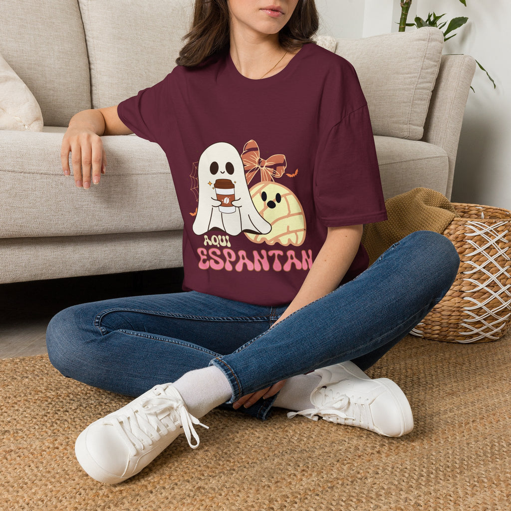 Aqui Espantan - Ghost Graphic T-shirt