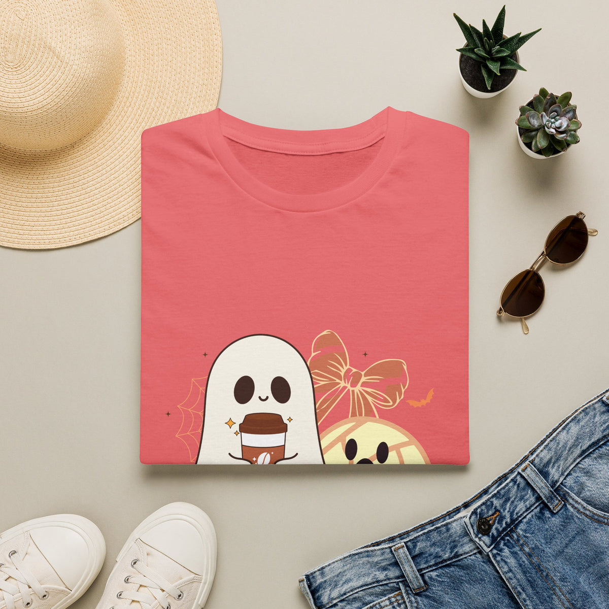 Aqui Espantan - Ghost Graphic T-shirt
